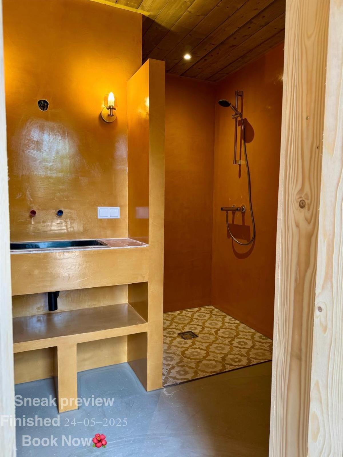 In De Aap - Appartementen & Guesthouse Μπέργκεν Εξωτερικό φωτογραφία